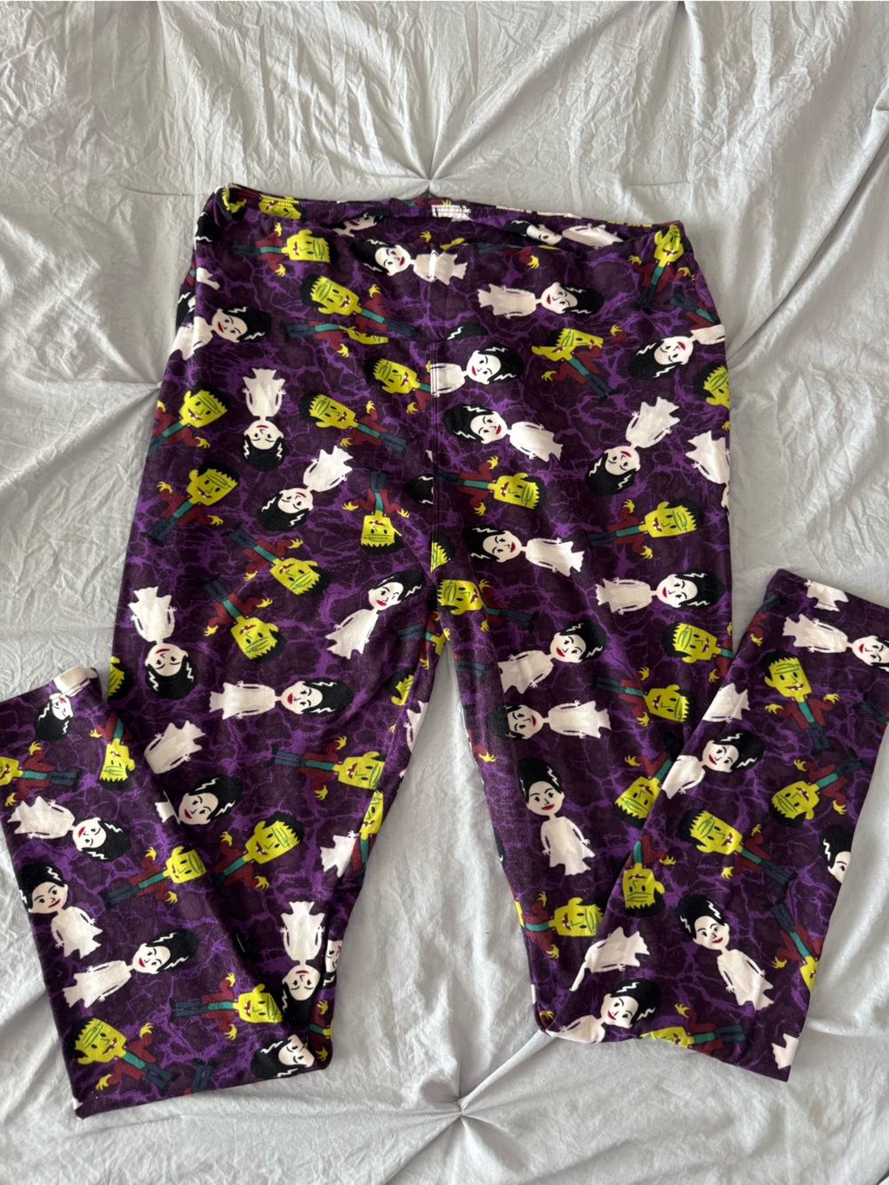 Lularoe Women’s Purple Halloween Leggings